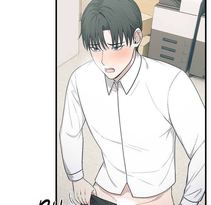 Under Her Desk Chapter 5 - Page 34