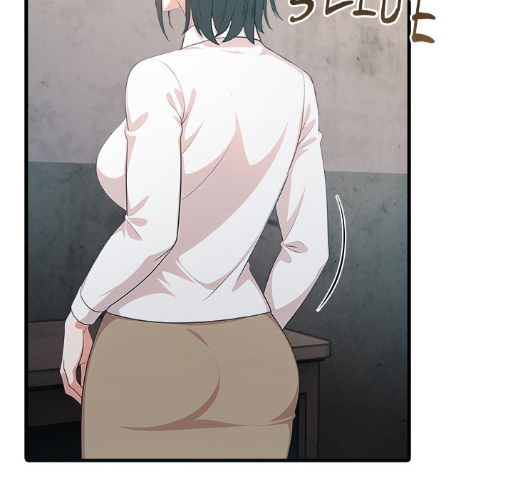 Under Her Desk Chapter 6 - Page 73