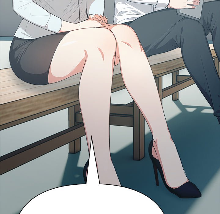 Under Her Desk Chapter 8 - Page 62